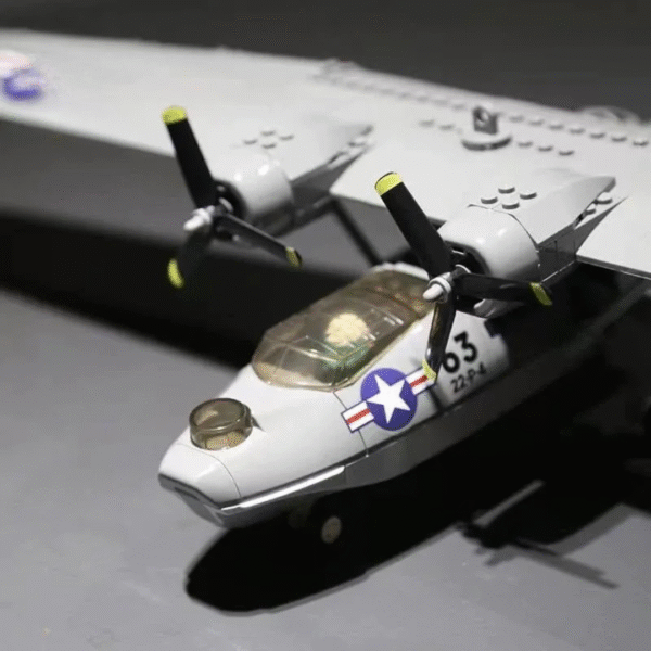 Klocki Wange 5007 – Samolot amfibijny PBY-5A Catalina, 346 elementów - obrazek 7